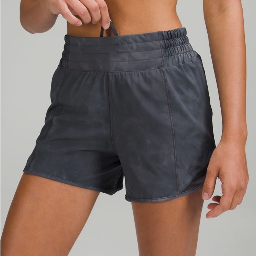 Lululemon hotty hot 4in high rise